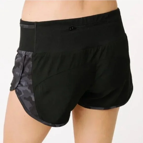 Zyia Active Black Camo 5 Star Running Workout Shorts M - Picture 2 of 12